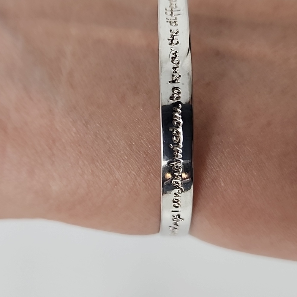 Serenity Prayer Bangle 'Courage' 925 Sterling Silver - Picture 8 of 16